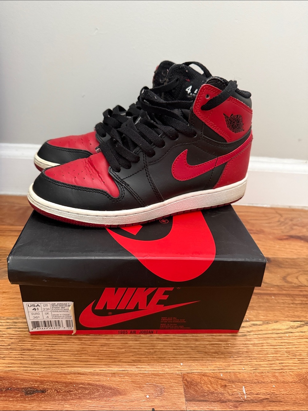 Bred 1s
Air Jordan 1 Retro High 85 OG Bred